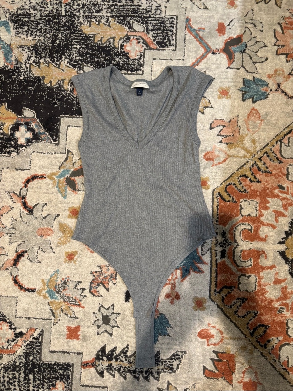 Universal Thread Heather Gray Ribbed V-Neck bodysuit
